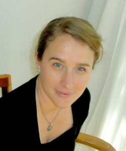 Dr Elisabet Le Roux